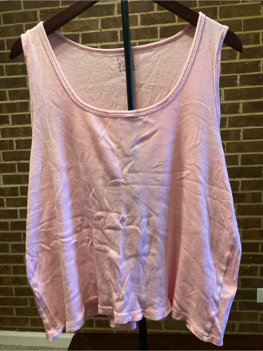 Light Pink Scoop Neck Women's Tank Top - Soft Everyday Essential